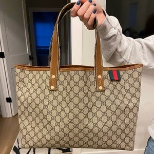 Gucci Web Loop Tote GG Coated Canvas Medium in MINT condition with dust bag!